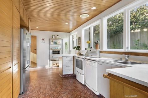 Photo of property in 9 Ardross Avenue, Khandallah, Wellington, 6035