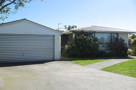 Photo of property in 108 Northcote Road, Northcote, Christchurch, 8052