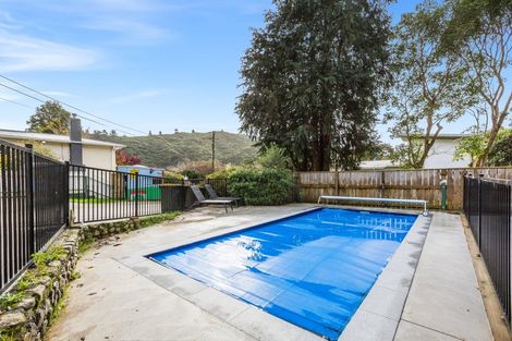 Photo of property in 112 Hine Road, Wainuiomata, Lower Hutt, 5014