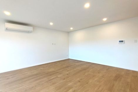 Photo of property in 21 Biokovo Street, Massey, Auckland, 0614