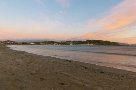 Photo of property in 13/154 Onepu Road, Lyall Bay, Wellington, 6022