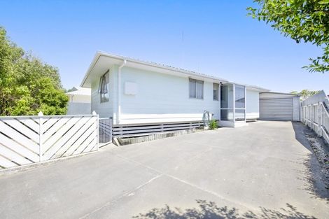 Photo of property in 16/2 Perry Crescent, Greenmeadows, Napier, 4112