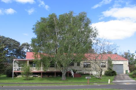 Photo of property in 28 Pohutukawa Drive, Athenree, Katikati, 3177