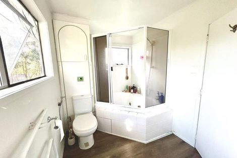 Photo of property in 76 Onewa Road, Northcote Point, Auckland, 0627