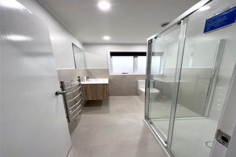 Photo of property in 1/117 Golf Road, New Lynn, Auckland, 0600