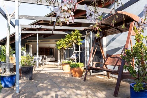 Photo of property in 207 Avenue Road, Greenmeadows, Napier, 4112