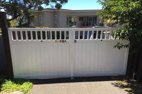 Photo of property in 1007a Beach Road, Torbay, Auckland, 0630