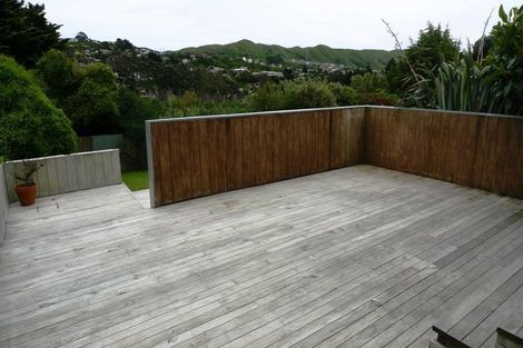 Photo of property in 19 Lynda Avenue, Paparangi, Wellington, 6037