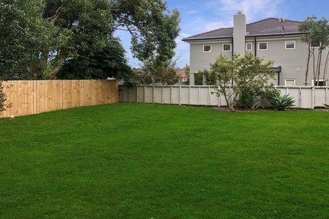 Photo of property in 3/133 Shakespeare Road, Milford, Auckland, 0620