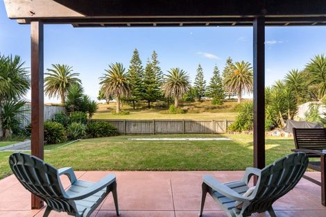 Photo of property in 1173 Papamoa Beach Road, Papamoa Beach, Papamoa, 3118
