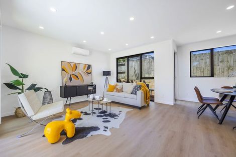 Photo of property in 744b East Coast Road, Pinehill, Auckland, 0630