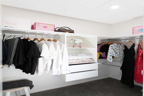 Photo of property in 90c Seymour Road, Sunnyvale, Auckland, 0612