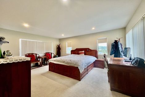 Photo of property in 76 Laurel Oak Drive, Schnapper Rock, Auckland, 0632