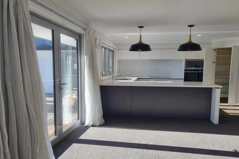 Photo of property in 5 Turnbull Crescent, Wanaka, 9305