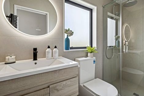 Photo of property in 647b Te Atatu Road, Te Atatu Peninsula, Auckland, 0610