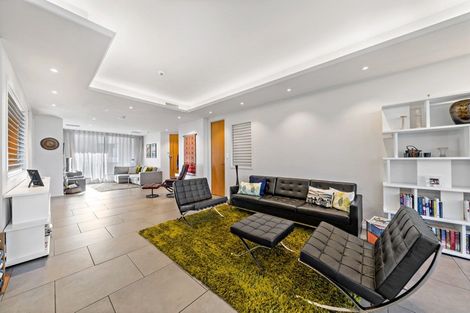 Photo of property in 9c/2 Saint Martins Lane, Grafton, Auckland, 1010