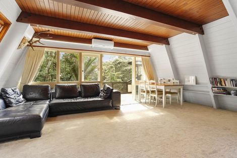 Photo of property in 14 Mahoe Road, Titirangi, Auckland, 0604