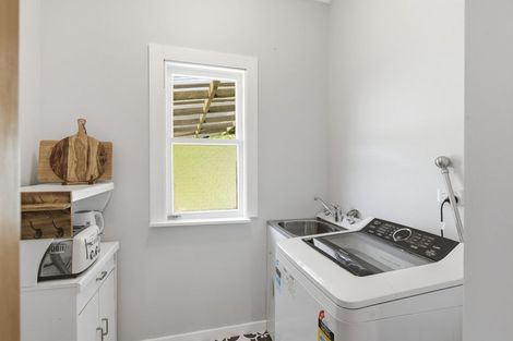 Photo of property in 42 Hinemoa Street, Paraparaumu, 5032