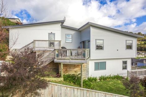 Photo of property in 16 Bluejacket Place, Whitby, Porirua, 5024