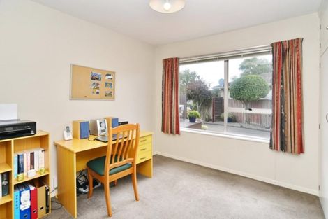 Photo of property in 24 Jenkins Avenue, Redwood, Christchurch, 8051