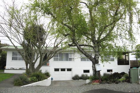 Photo of property in 10 Lemari Avenue, Stoke, Nelson, 7011