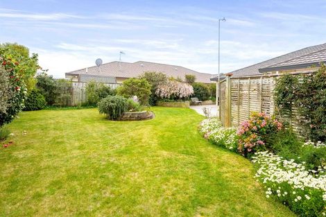 Photo of property in 166 Milne Drive, Paraparaumu, 5032