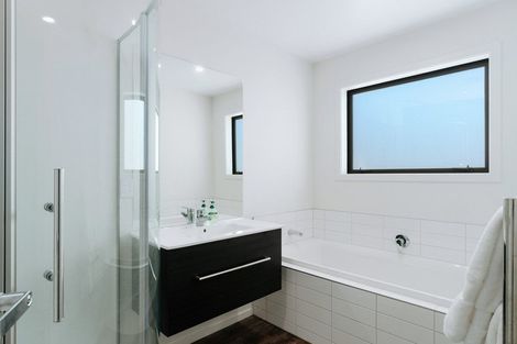 Photo of property in 411b Maori Point Road, Tarras, Cromwell, 9383