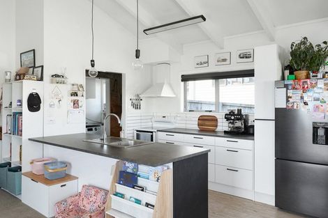 Photo of property in 9 Westwood Street, Bellevue, Tauranga, 3110