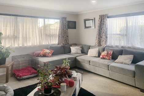 Photo of property in 1a Carlyle Street, Dannevirke, 4930