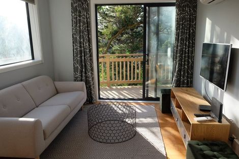 Photo of property in 132 Wadestown Road, Wadestown, Wellington, 6012