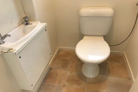 Photo of property in 12a Prince Regent Drive, Half Moon Bay, Auckland, 2012