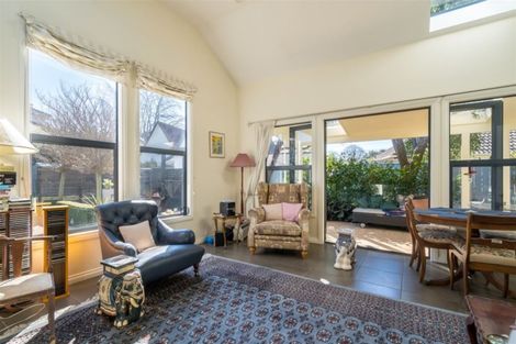 Photo of property in 25 Wallace Street, Roslyn, Dunedin, 9010