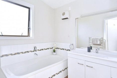 Photo of property in 36a Ayers Street, Rangiora, 7400