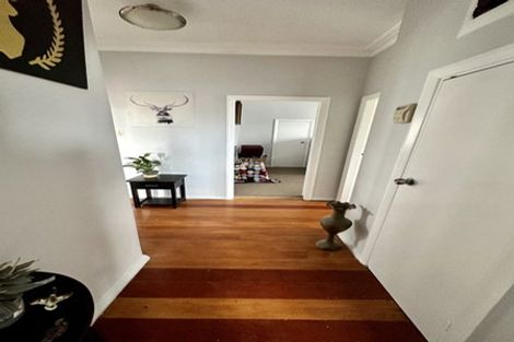 Photo of property in 12 Douglas Street, Hawera, 4610