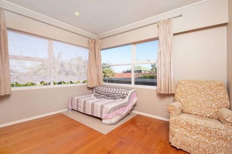 Photo of property in 77 Macleans Road, Bucklands Beach, Auckland, 2014