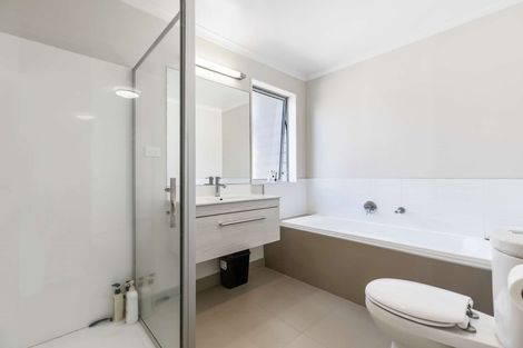 Photo of property in 13 De Havilland Road, Hobsonville, Auckland, 0616