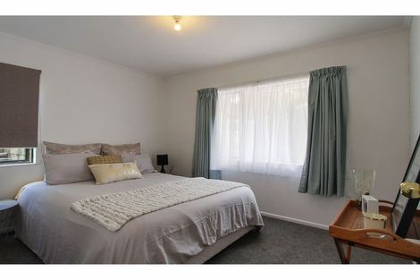 Photo of property in 4/5 Anne Road, Hillcrest, Auckland, 0627
