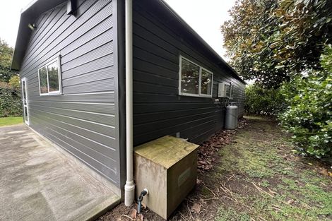 Photo of property in 171 Boord Crescent, Kumeu, 0891