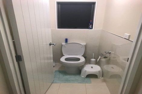 Photo of property in 52 The Enclave, Totara Heights, Auckland, 2105