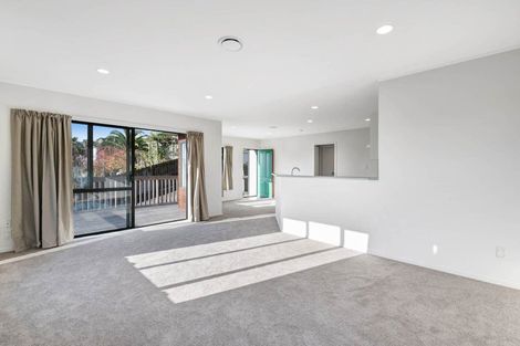 Photo of property in 14b Kestrel Heights, Arkles Bay, Whangaparaoa, 0932