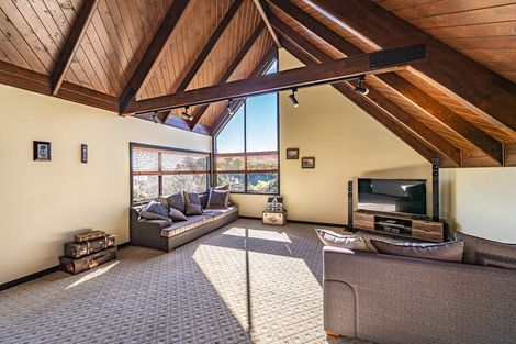 Photo of property in 22 Shakespeare Road, Bastia Hill, Whanganui, 4500