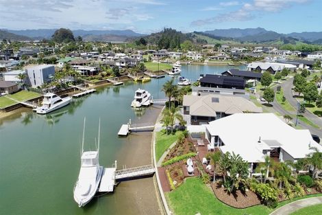 Photo of property in 25 Leeward Drive, Whitianga, 3510