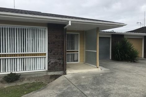 Photo of property in 12-12a Cecil Place, Cloverlea, Palmerston North, 4412