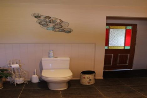 Photo of property in 352 Heatley Road, Whakapirau, Maungaturoto, 0583