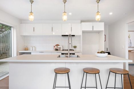 Photo of property in 11a Himalaya Crescent, Khandallah, Wellington, 6035