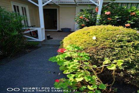 Photo of property in 2a Gebbie Road, Taradale, Napier, 4112