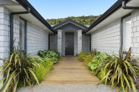 Photo of property in 291 Lakes Boulevard, Pyes Pa, Tauranga, 3112