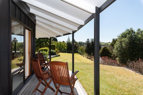 Photo of property in 13 James Kemp Place, Kerikeri, 0230