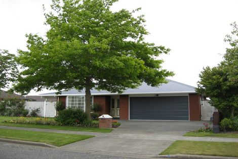 Photo of property in 22 Chartwell Close, Rangiora, 7400