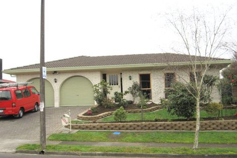 Photo of property in 2 The Lea, Pahurehure, Papakura, 2113